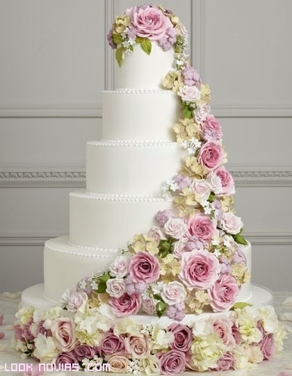 tartas de boda con varios pisos